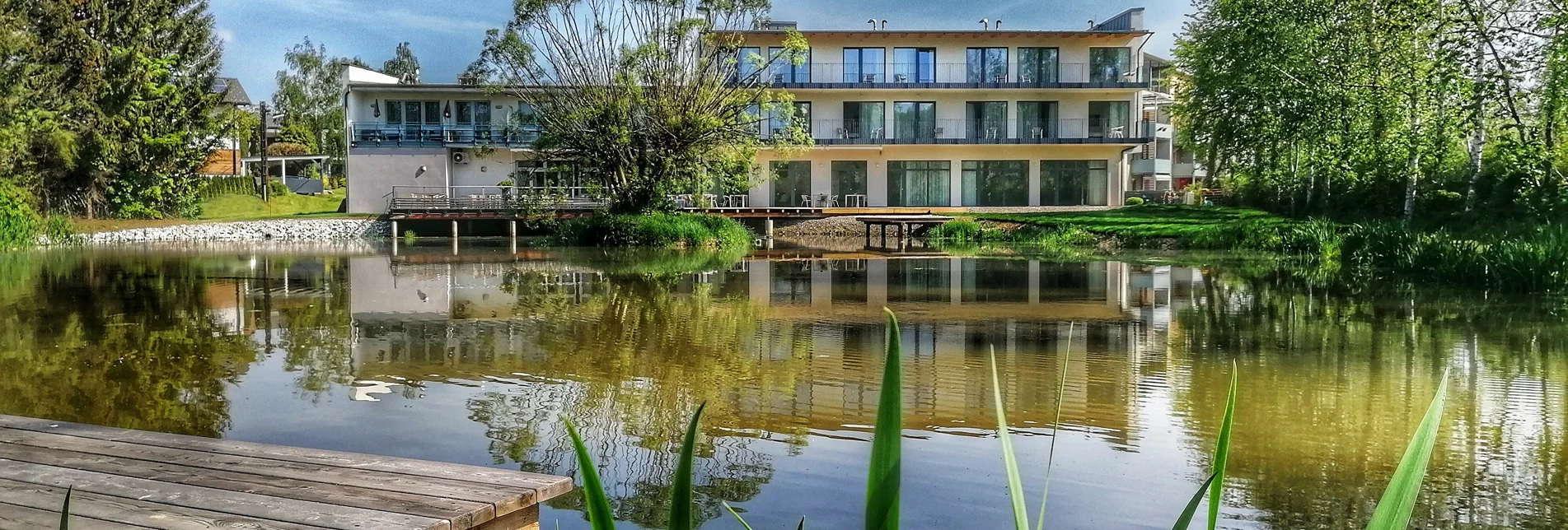 Außenansicht DORMERO Seehotel Graz | © DORMERO SeHo Graz