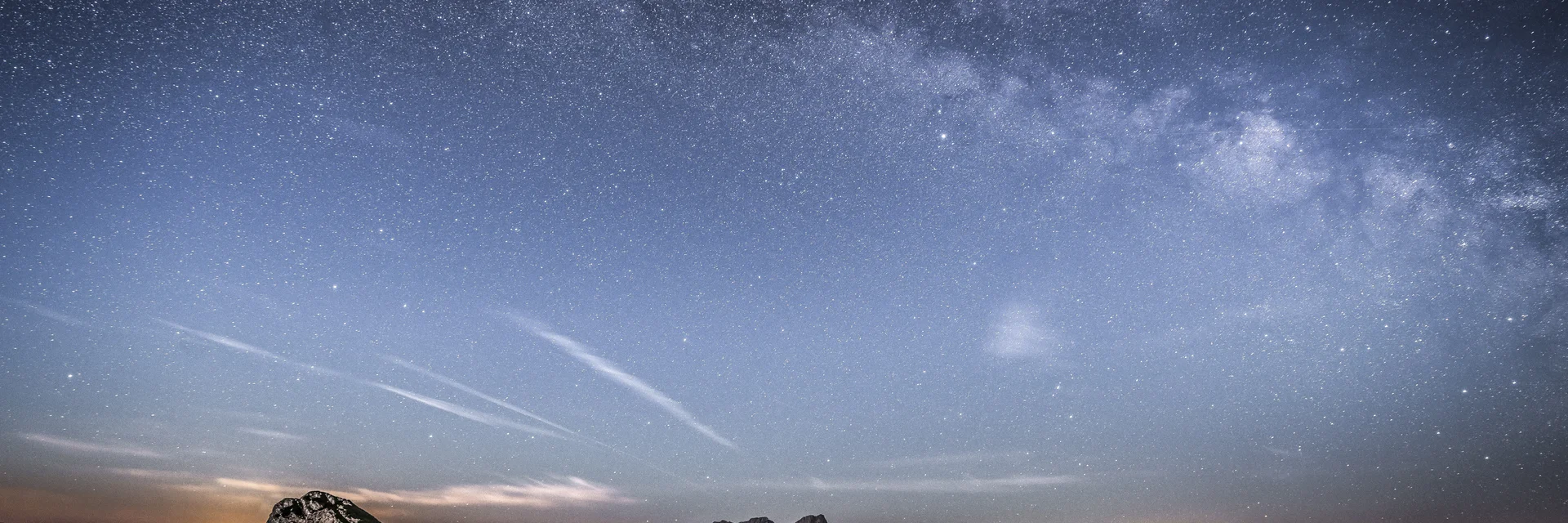 Sternenhimmel über dem Gesäuse | © Nationalpark Gesäuse | Andreas Hollinger | Bild-Nutzung nur in Zusammenhang mit dem Nationalpark Gesäuse möglich. Sternenhimmel über dem Gesäuse | © Nationalpark Gesäuse | Andreas Hollinger | Bild-Nutzung nur in Zusammenhang mit dem Nationalpark Gesäuse möglich.
