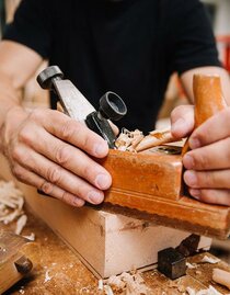 Joinery Gross - Handicraft planing | © Einrichtungswerkstätte Gross | Servus Shop Himmelbauer | © Einrichtungswerkstätte Gross
