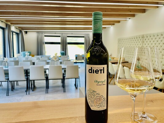 Scheibelberg Lounge at the Dietl Winery | © Weingut Dietl