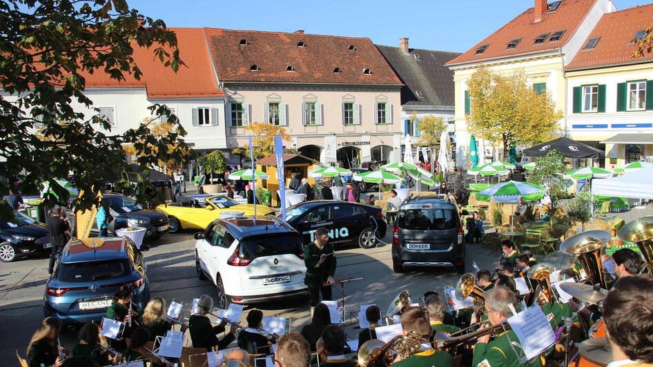 Herbstfest_Hauptplatz_Oststeiermark | © Tourismusverband Oststeiermark