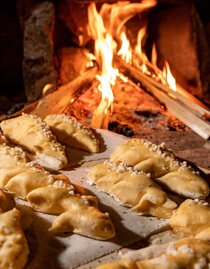 Tannengrass & Lebzeltstern yeast biscuits | © Region Graz - Harry Schiffer | © Region Graz - Harry Schiffer