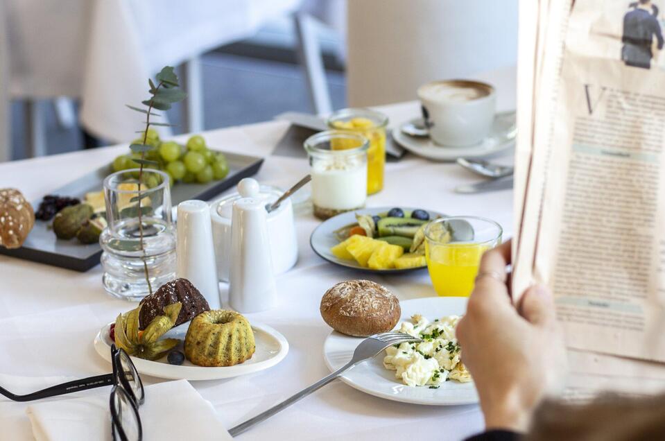 Crunch & Brunch - Impression #1