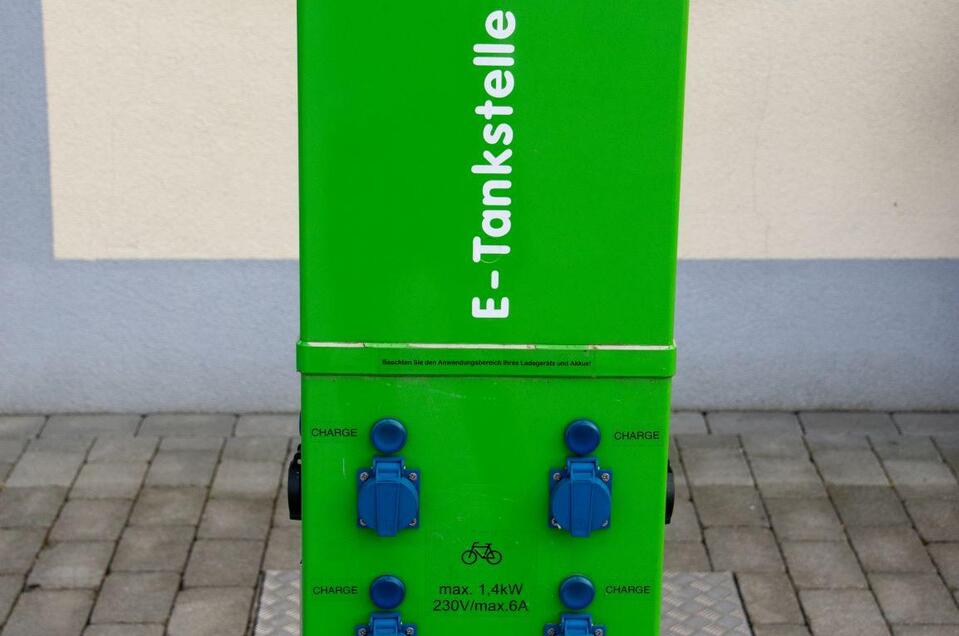 Bad Blumau e-bike charging station/town centre - Impression #1 | © Kurkommission Bad Blumau