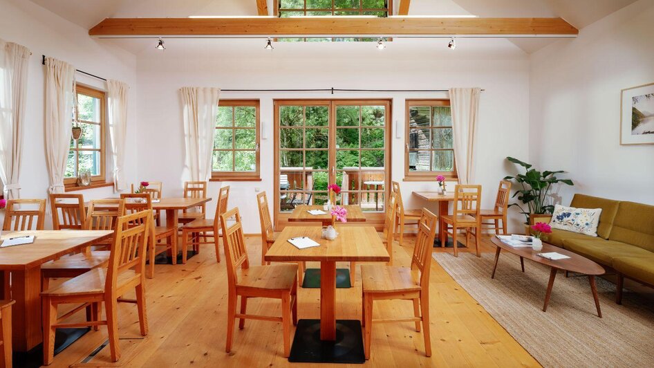 Cafe Viola im Garten, Bad Aussee, Frühstücksraum | © Viola im Garten