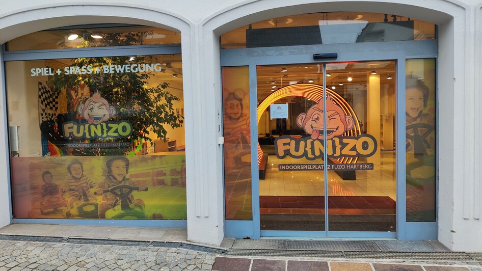 FU(N)ZO_Indoorspielplatz_Eingang | © Nicole Friesenbichler