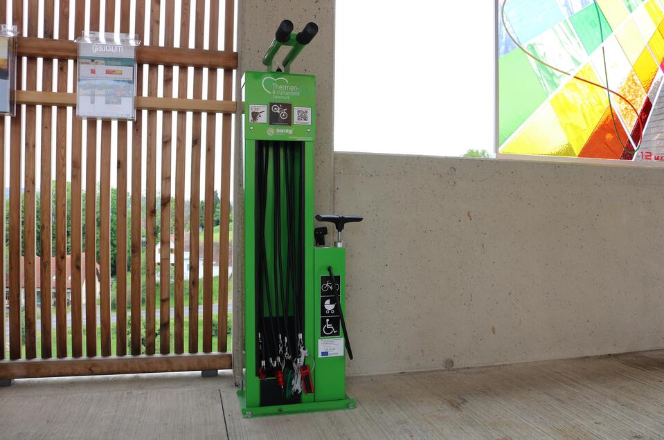 Fahrradreparatur-Station & E-Bike Ladestation Straden - Impression #1 | © Thermen- & Vulkanland