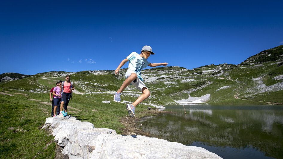 Loser Altaussee Wandern beim Augstsee | TVB Ausseerland-Salzkammergut/Tom Lamm | © TVB Ausseerland-Salzkammergut/Tom Lamm Loser Altaussee Wandern beim Augstsee | © TVB Ausseerland-Salzkammergut/Tom Lamm
