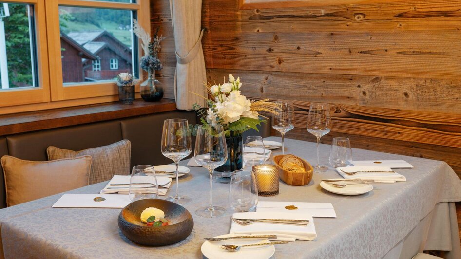 Restaurant Wassermann, Grunldsee, Tisch | © Mondi Resort