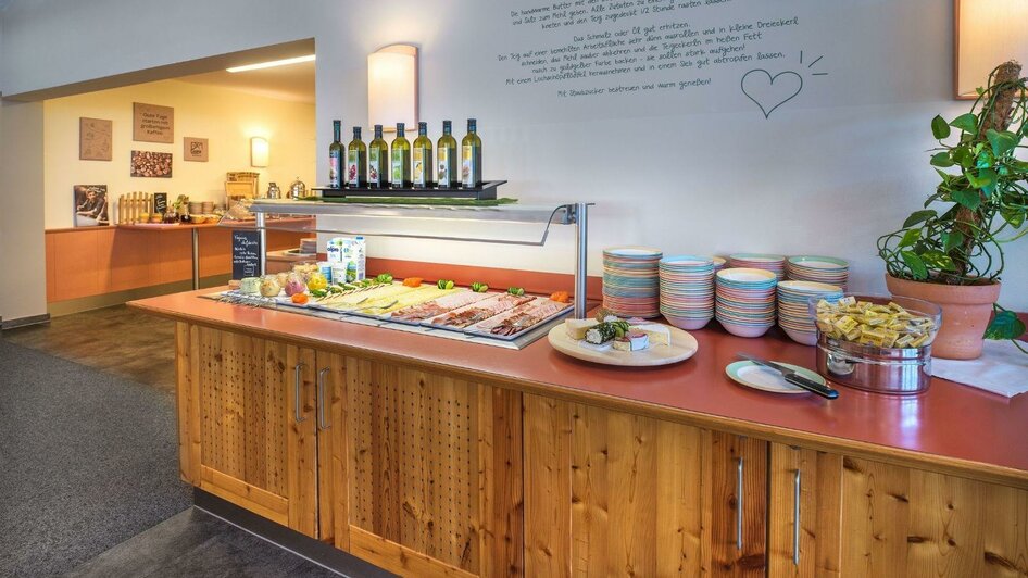 JUFA Hotel, Altaussee, Frühstcksbuffet | JUFA Hotels | © JUFA Hotels JUFA Hotel, Altaussee, Frühstcksbuffet | © JUFA Hotels