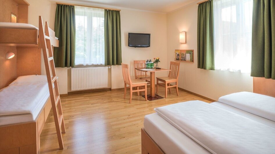 JUFA Hotel, Altaussee, FF4 Zimmer | JUFA Hotels | © JUFA Hotels JUFA Hotel, Altaussee, FF4 Zimmer | © JUFA Hotels