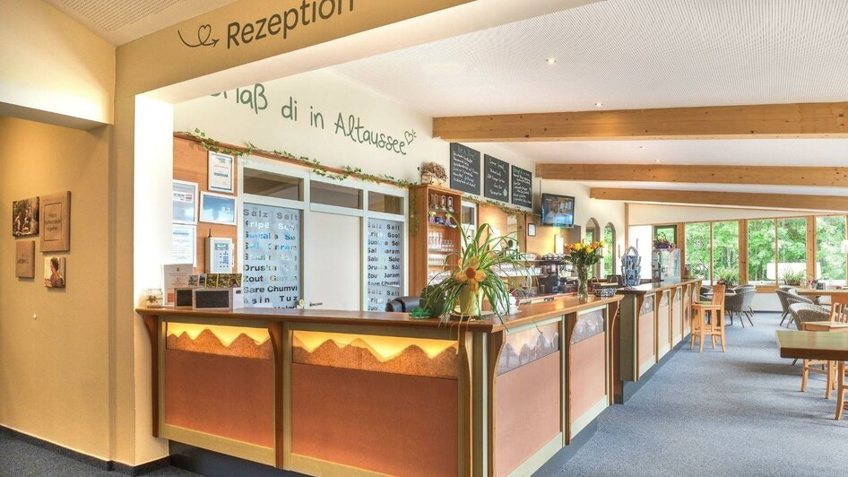 JUFA Hotel, Altaussee, Rezeptionsbereich | JUFA Hotels | © JUFA Hotels JUFA Hotel, Altaussee, Rezeptionsbereich | © JUFA Hotels
