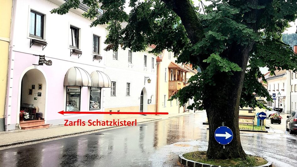 Außenansicht | © Zarfl's Schatzkisterl