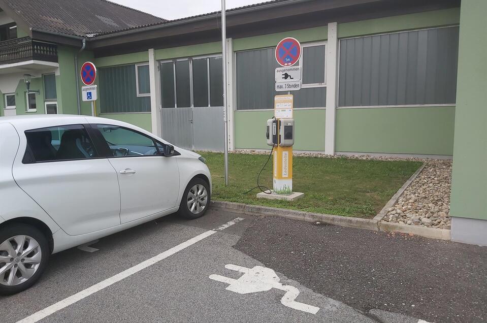 E-bike charging station leisure centre Mühldorf/ Feldbach - Impression #1 | © Tourismusverband Feldbach