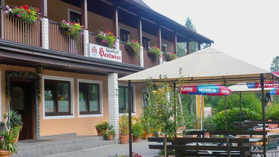 Gasthaus Herlwirt_Außenansicht | © Herlwirt