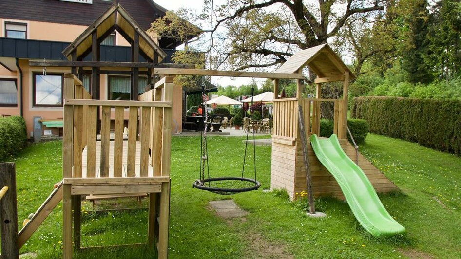 Gasthof Herlwirt_Kinderspielplatz | © Rainer M. Fürstaller