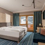 Photo of double room with shower, WC