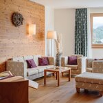 Photo of Suite, bath, toilet, 2 bed rooms
