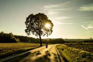 motorrad_sonne_pixabay