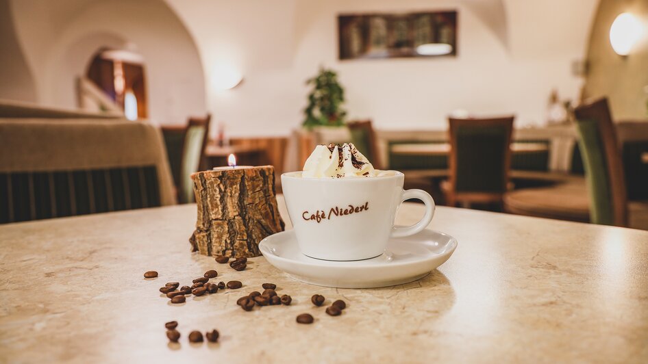 | FotoTOM | © Foto Tom Café Niederl - Impression #2.6 | © Foto Tom