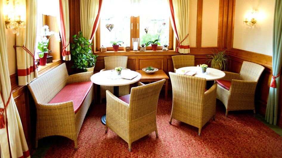 Dorf Café - Gastraum | © Dorf Café