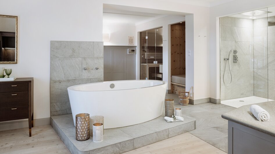 | © 2016 | Richard Private SPA Suite im IMLAUER Schloss Hotel Pichlarn