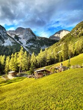 Lärchbodenalm im Sommer  | © ©KajetanGerharter 